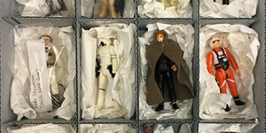  Lando Calrissian, Logray, Luke Skywalker, Lobot, Nien Nunb, and Nikto. This is a picture of the contents of Box 26 of the Star Wars Collection.