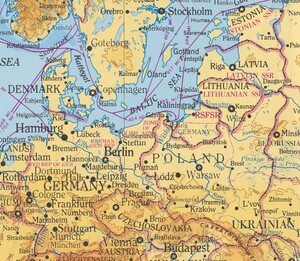 Image of the Eastern Europe section of the map series, showing both pre-war and post-war boundaries. 