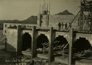 Arizona Biltmore Hotel construction photograph