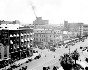 Historical Photograph of Intersection of Washington Street and First Avenue, 1928)